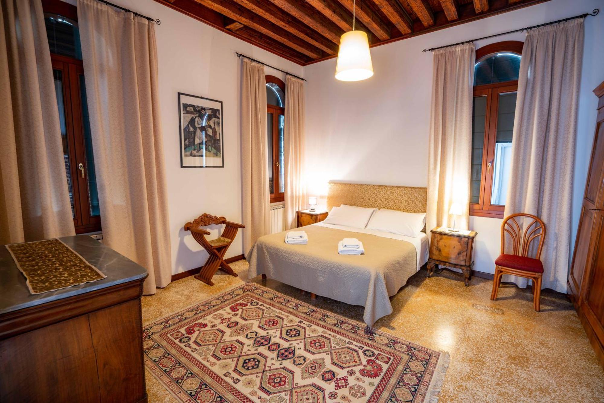 San Trovaso Apartment Venice Exterior photo