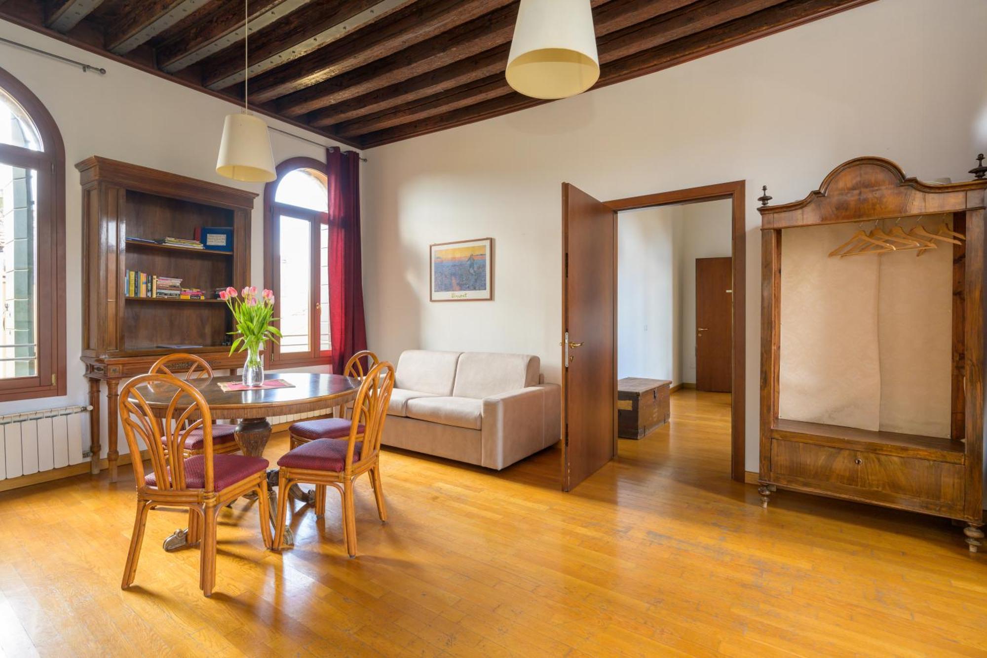 San Trovaso Apartment Venice Exterior photo