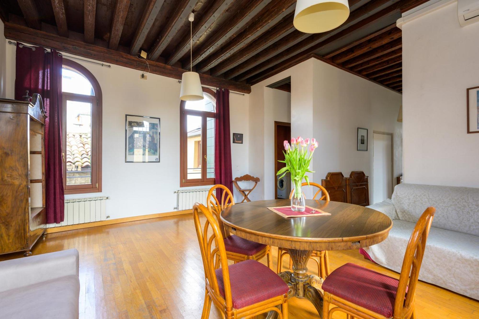 San Trovaso Apartment Venice Exterior photo